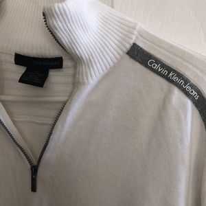 White Calvin Klein Sweater Size M Soft and Warm